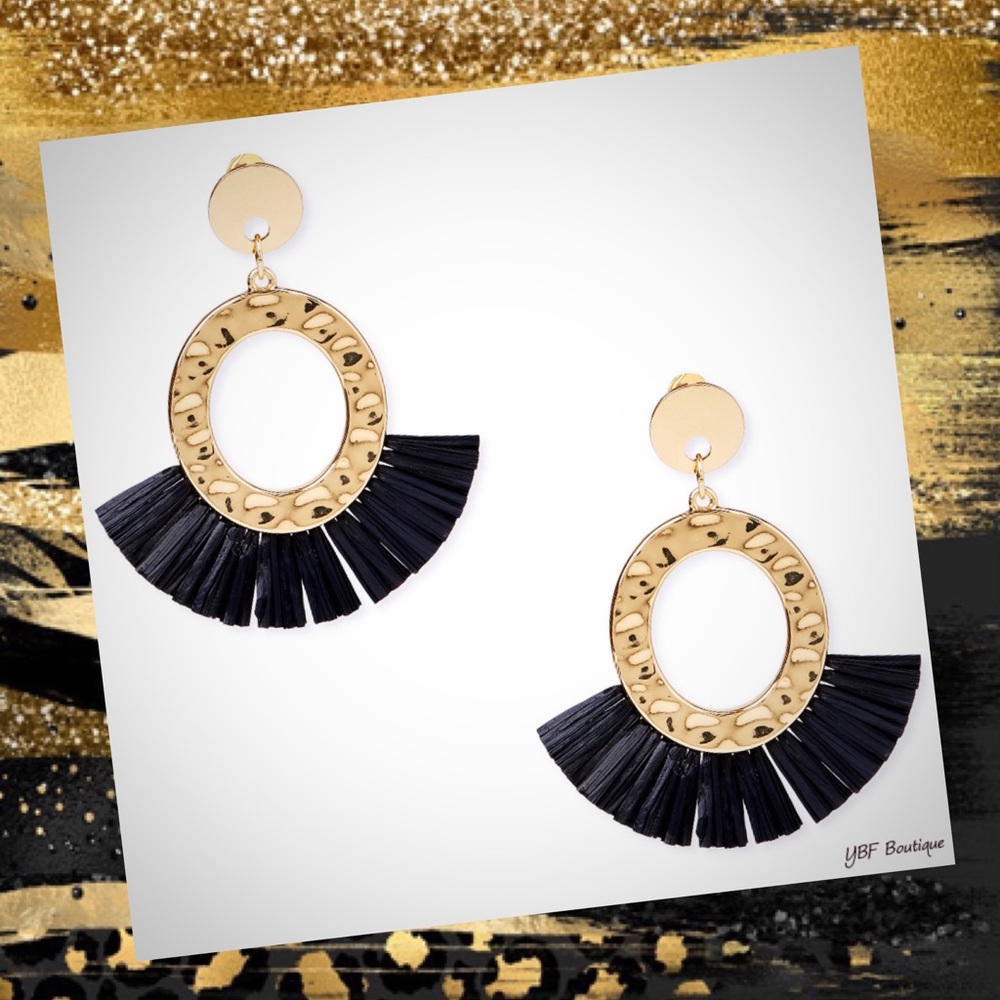 New Black & Gold Hammered Metal Fringe Drop Post Statement Fashion Earrings